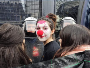 Οι καλλιτέχνες δεν είναι απόφοιτοι λυκείου – Αντισυνταγματικό το ΠΔ 85/2022