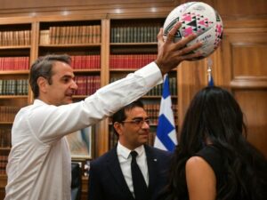 Η Νέα Δημοκρατία δεν είναι Ισπανία για μια εντεκάδα λόγους